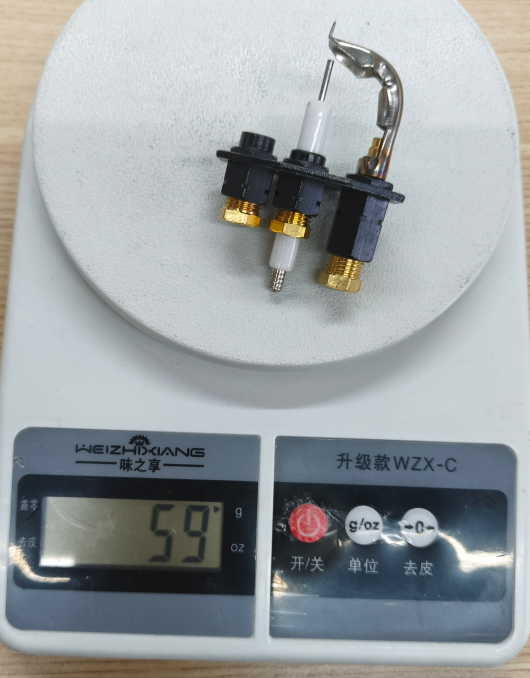 SNP-929-LPG-0168 (7) SNP-929-LPG-0168 (7)