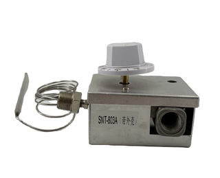 Gas heater and gas-controlled thermostatic valve for gas fryer with outer casing