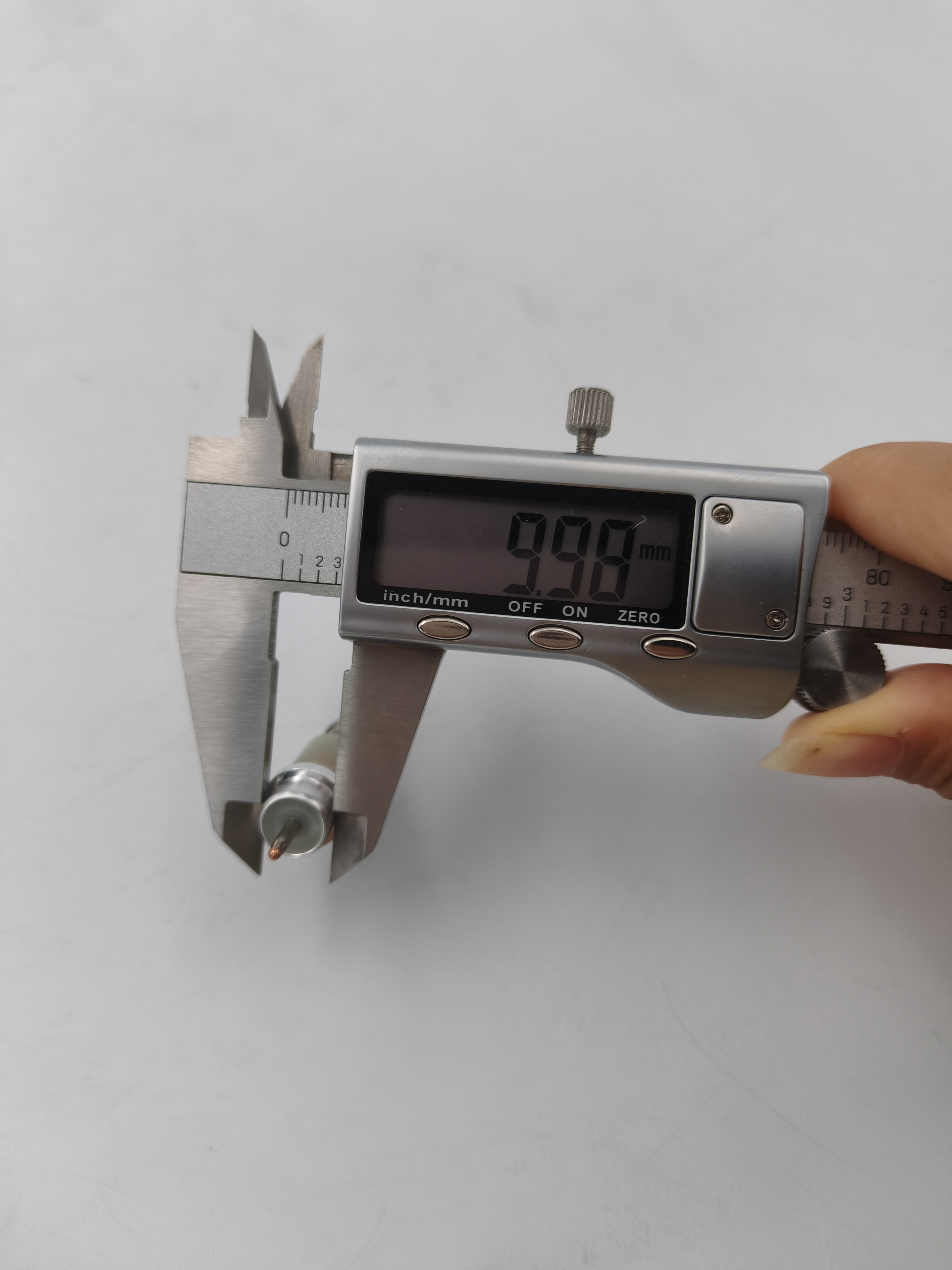 SNM-233-0018